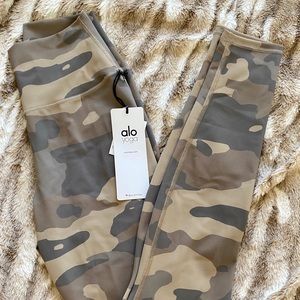Alo leggings
